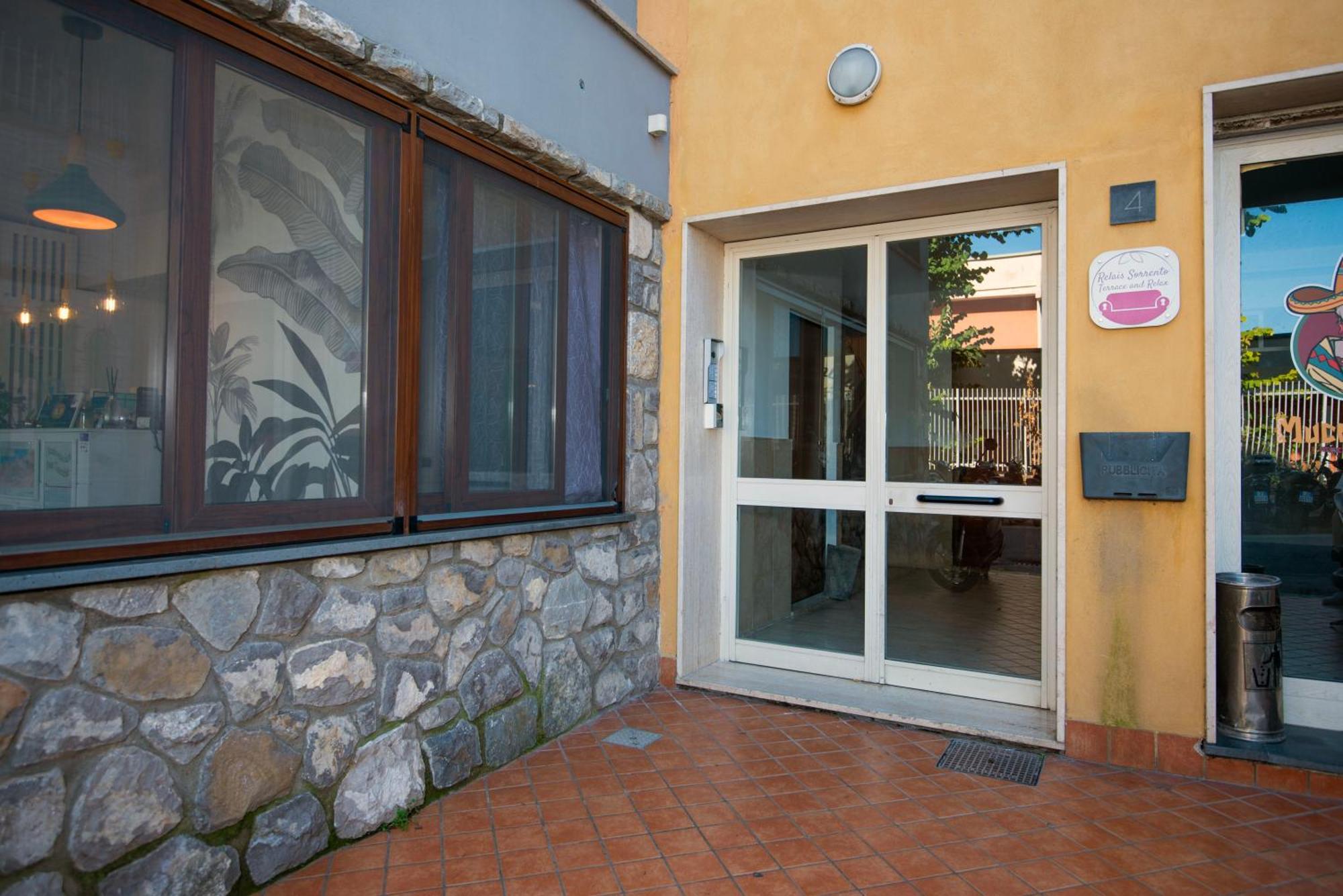 Relais Sorrento Terrace And Relax Acomodação com café da manhã Exterior foto