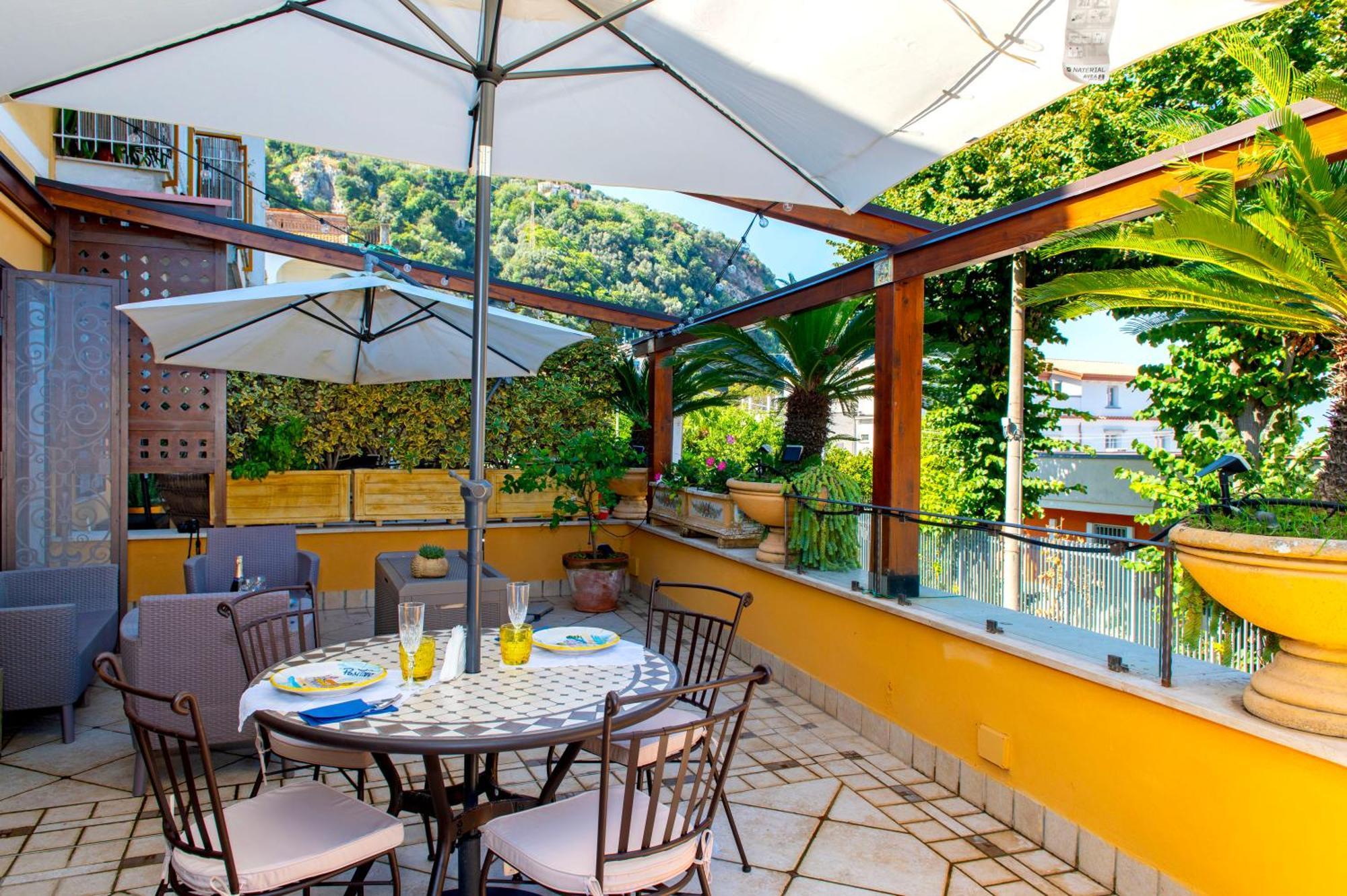 Relais Sorrento Terrace And Relax Acomodação com café da manhã Exterior foto